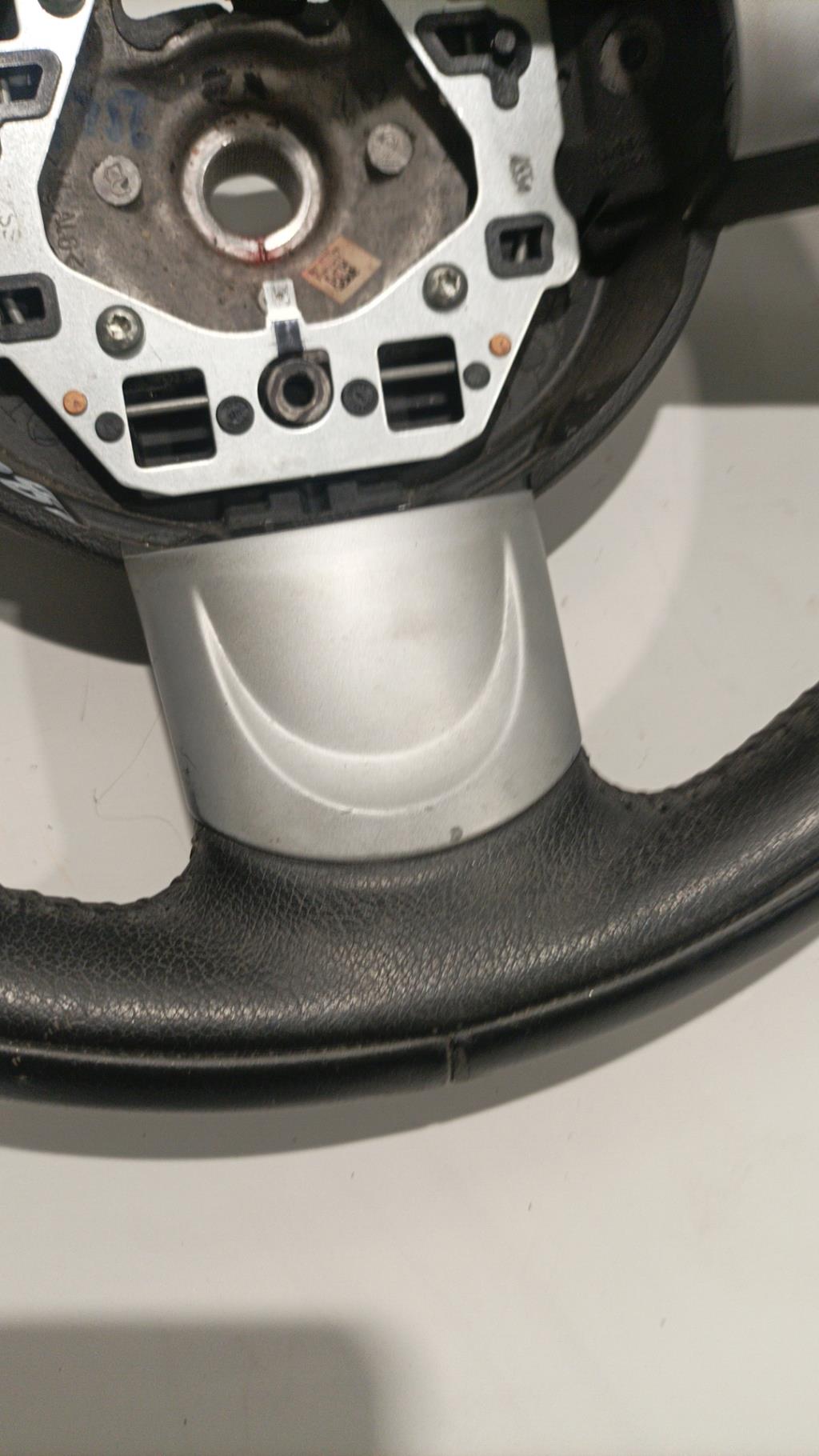 Volant MINI MINI 2 R56 PHASE 1 Essence - 1