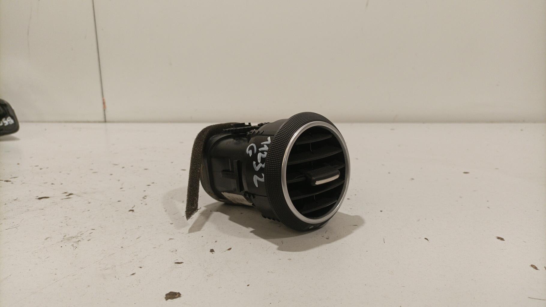 Bocchetta aerazione cruscotto anteriore sinistra AUDI A3 2 SPORTBACK PHASE 1 Diésel - 1