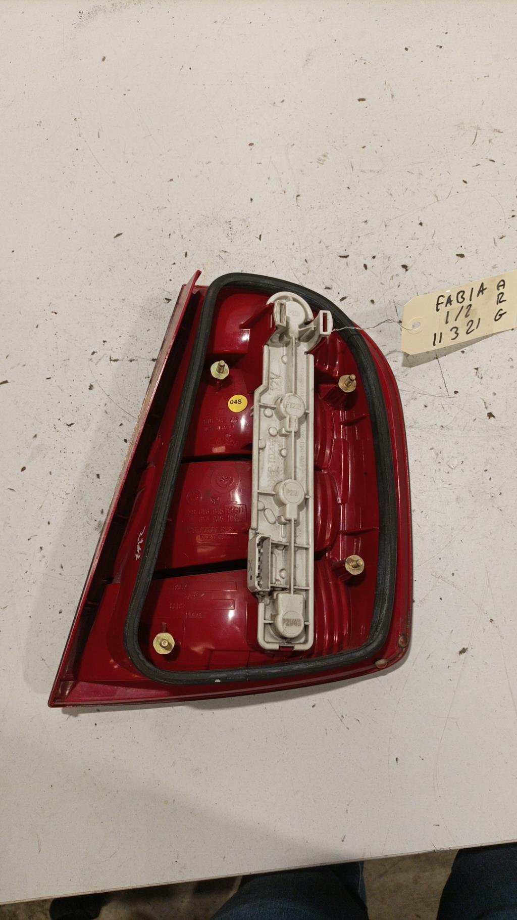 Fanale posteriore principale sinistro (luci) SKODA FABIA 1 PHASE 2 Diésel - 1