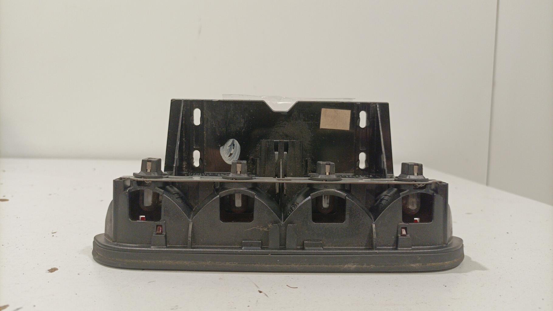 Luce stop centrale MERCEDES CLASSE A 168 PHASE 1 Diésel - 1
