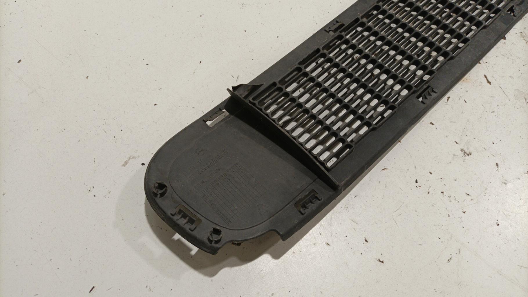 Grille de pare choc MINI MINI 2 R56 PHASE 1 Essence - 1