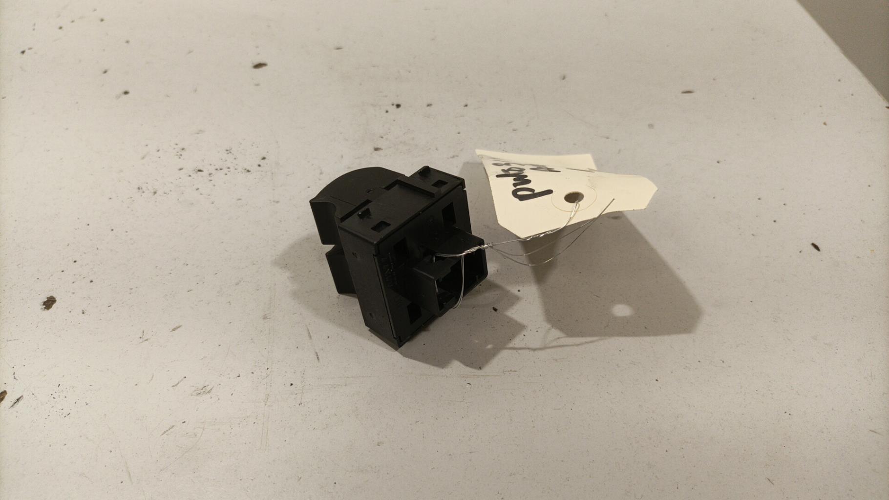 Interruttore lavacristalli anteriore sinistro FIAT PUNTO EVO 3 Diésel - 1