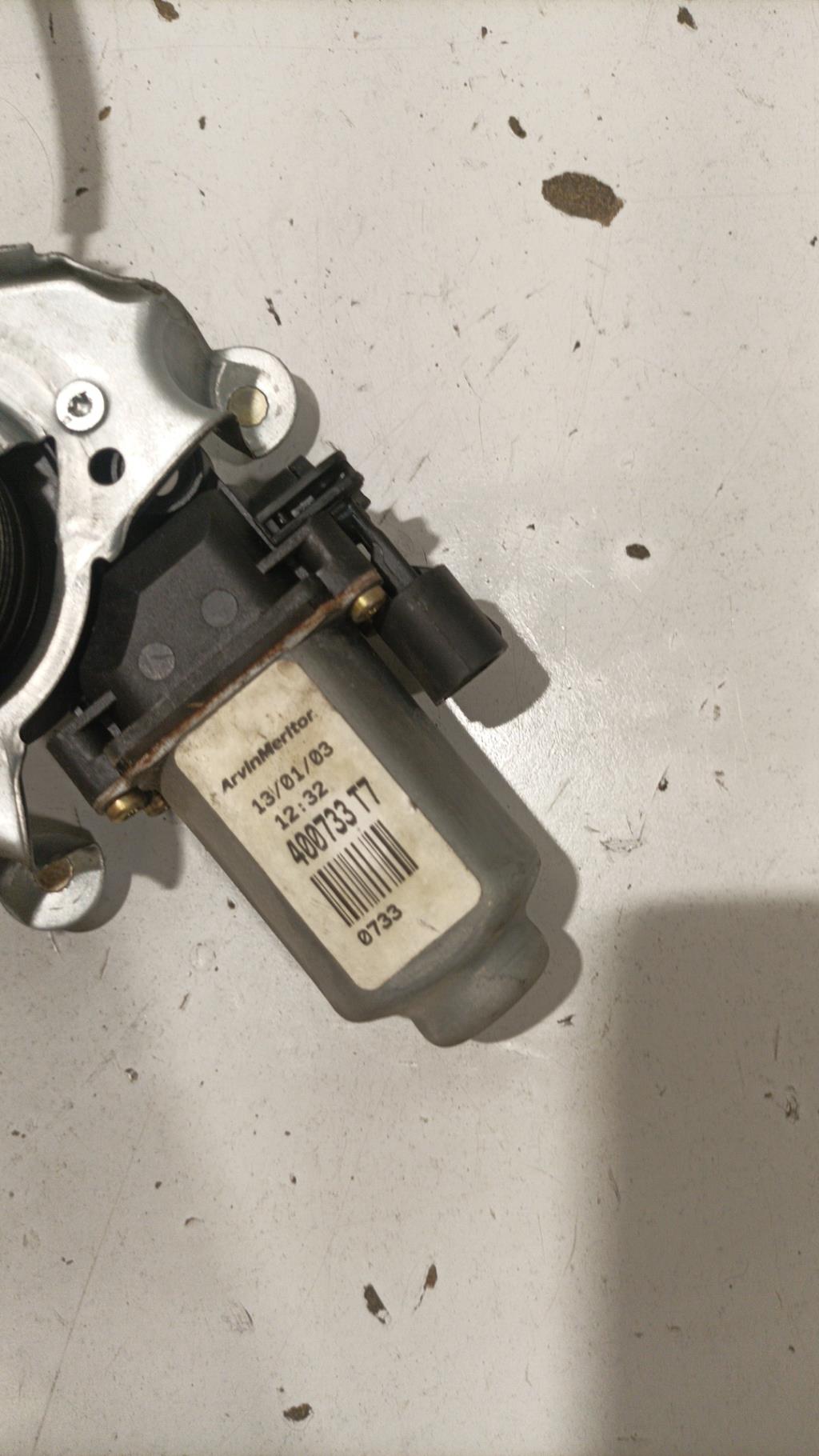Alzacristalli elettrico anteriore sinistro RENAULT SCENIC 1 PHASE 1 Gasolina - 1