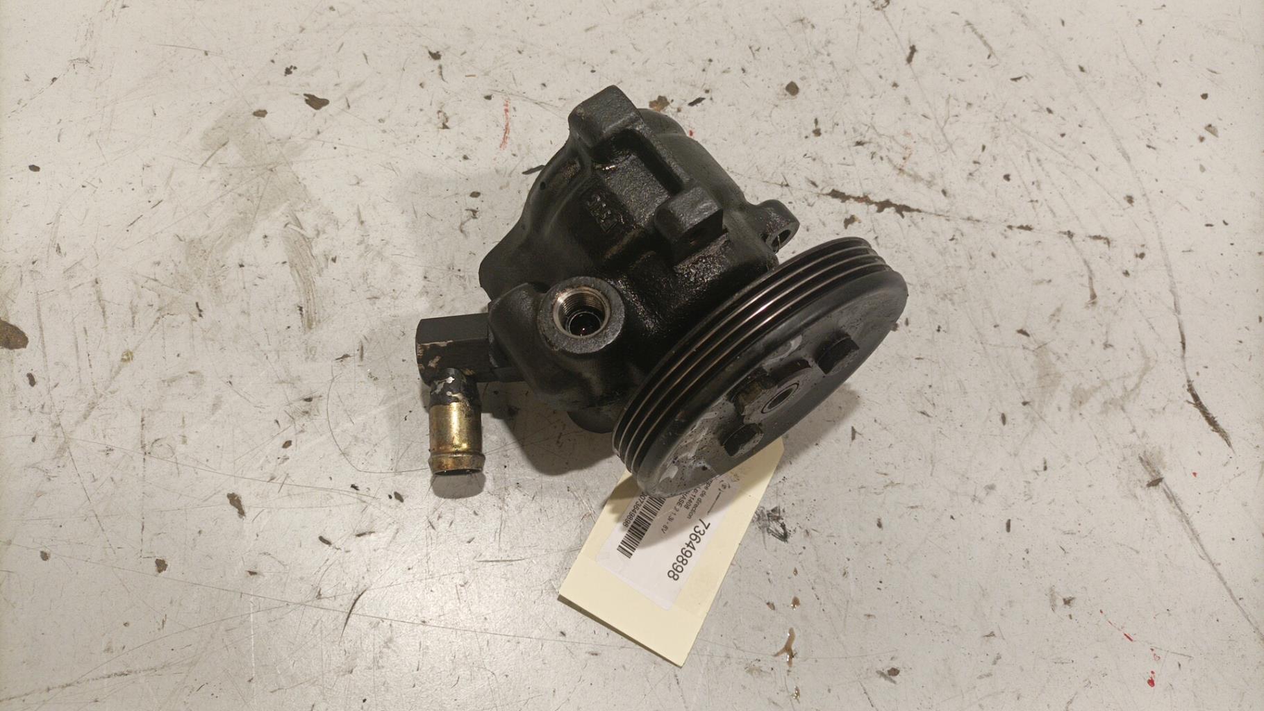 Pompe de direction FORD FIESTA 3 PHASE 2 Essence - 1