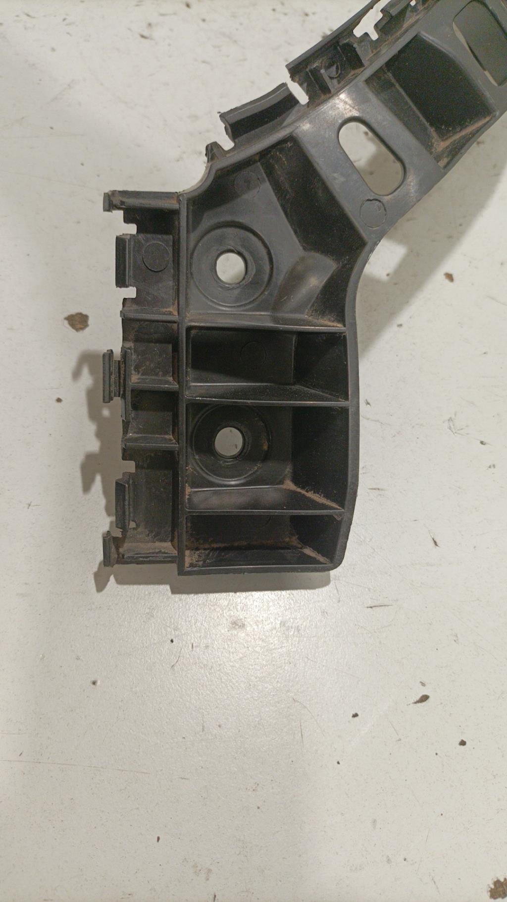 Support de pare chocs arriere VOLKSWAGEN SCIROCCO 3 PHASE 1 COUPE Diesel - 1