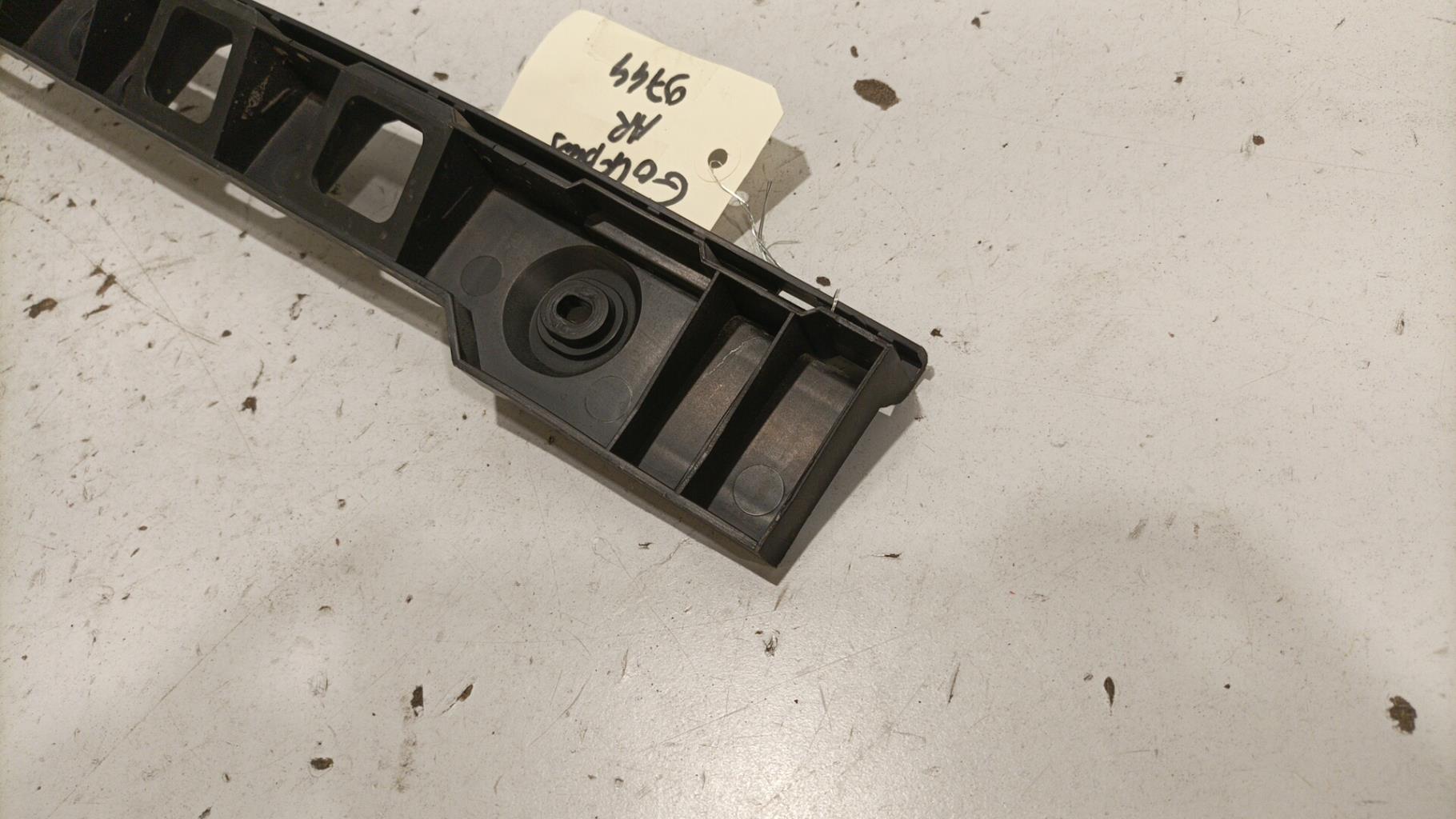 Supporto paraurti posteriore VOLKSWAGEN GOLF PLUS PHASE 1 Diésel - 1
