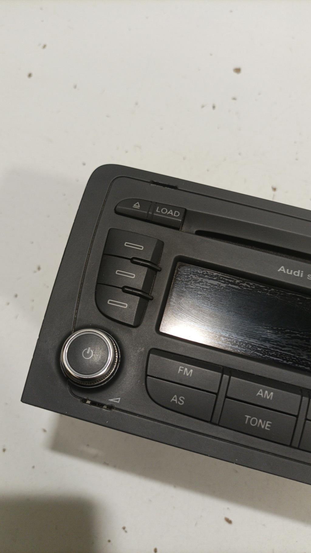 Autorradio original AUDI A3 2 SPORTBACK PHASE 2 Diésel - 1