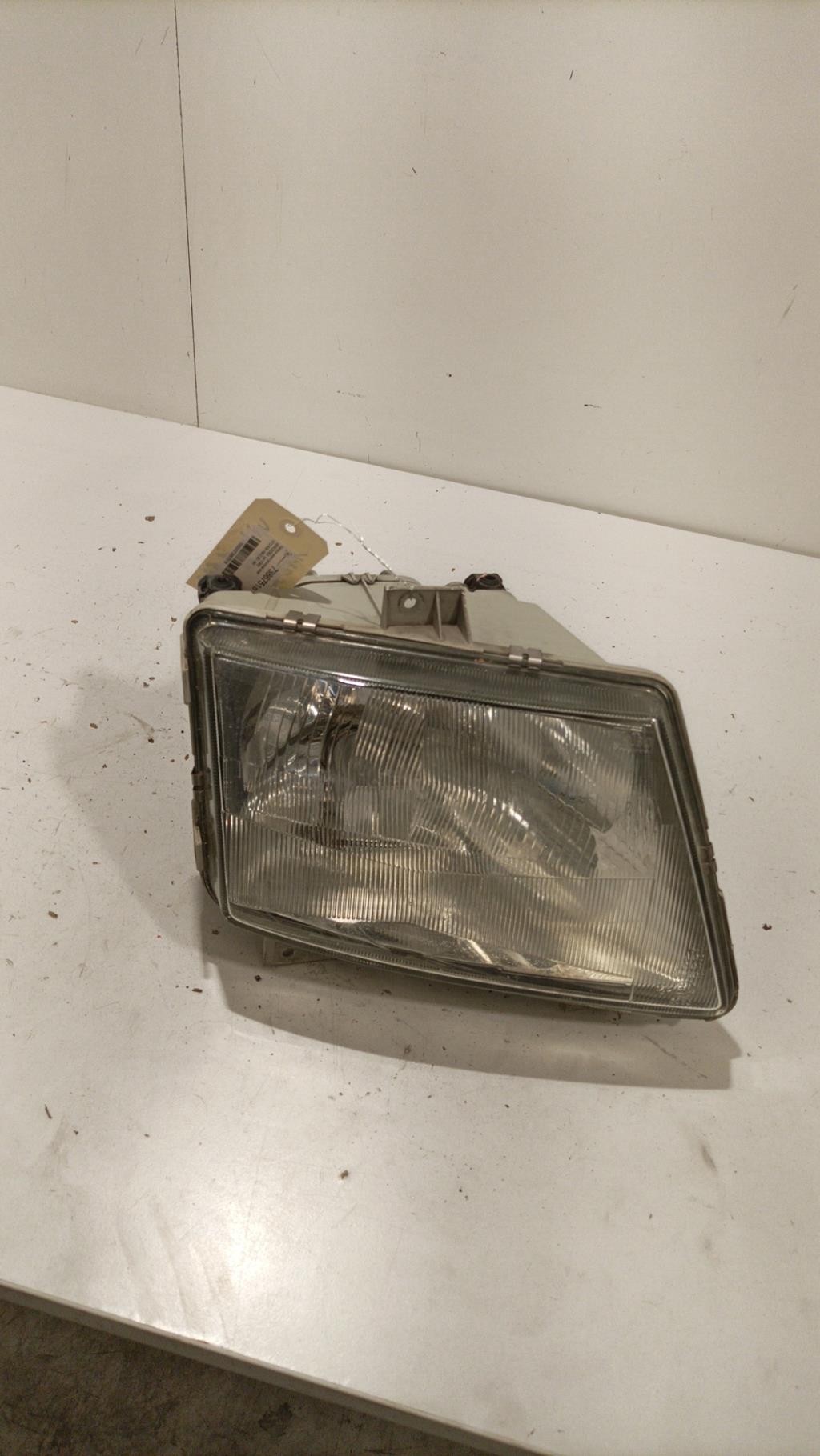 Gruppo ottico anteriore principale destro (luci)(faro) MERCEDES VITO 638 Diésel - 1