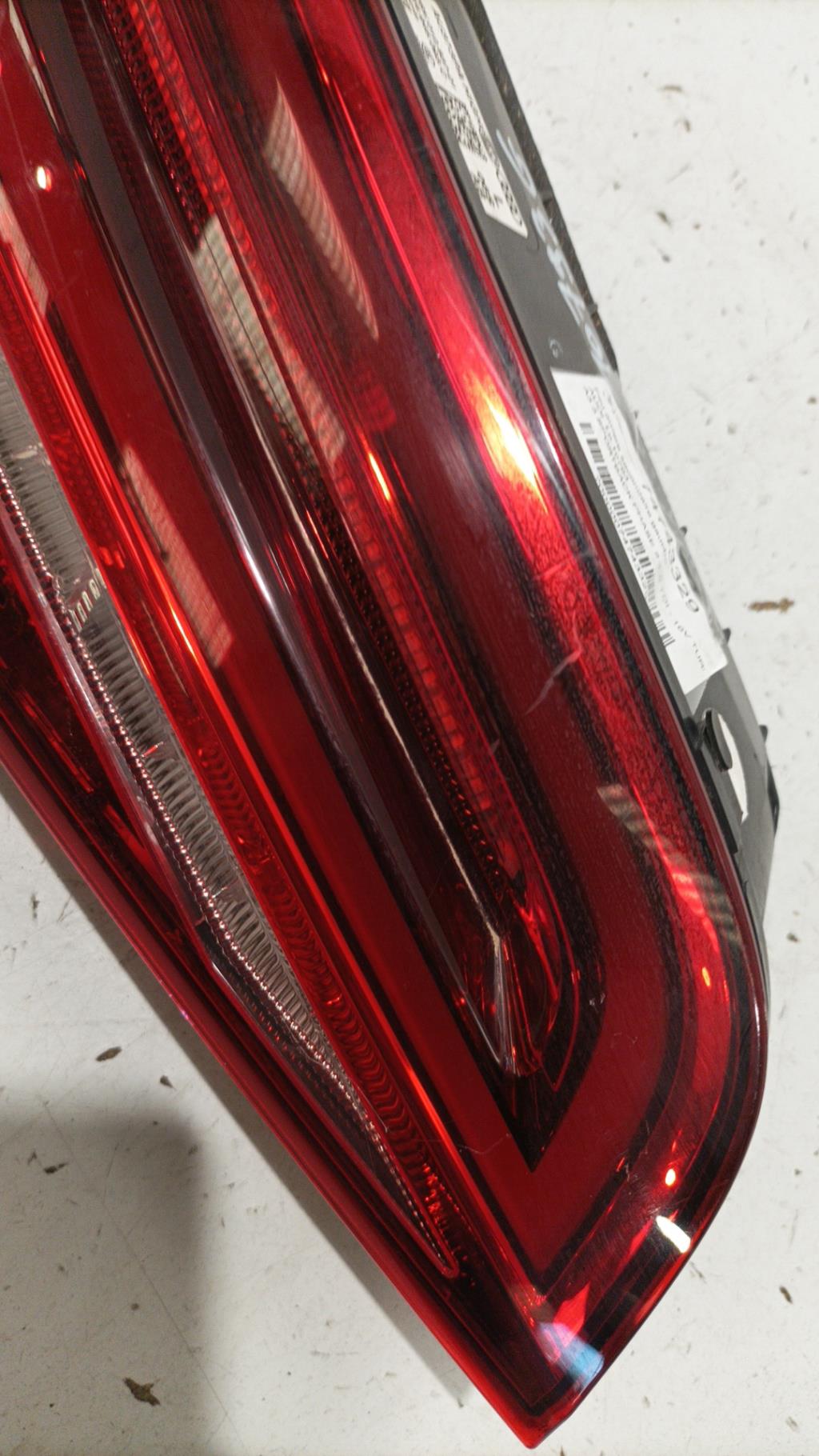 Feu arriere secondaire gauche (feux) AUDI A3 3 SPORTBACK PHASE 2 Diesel - 1