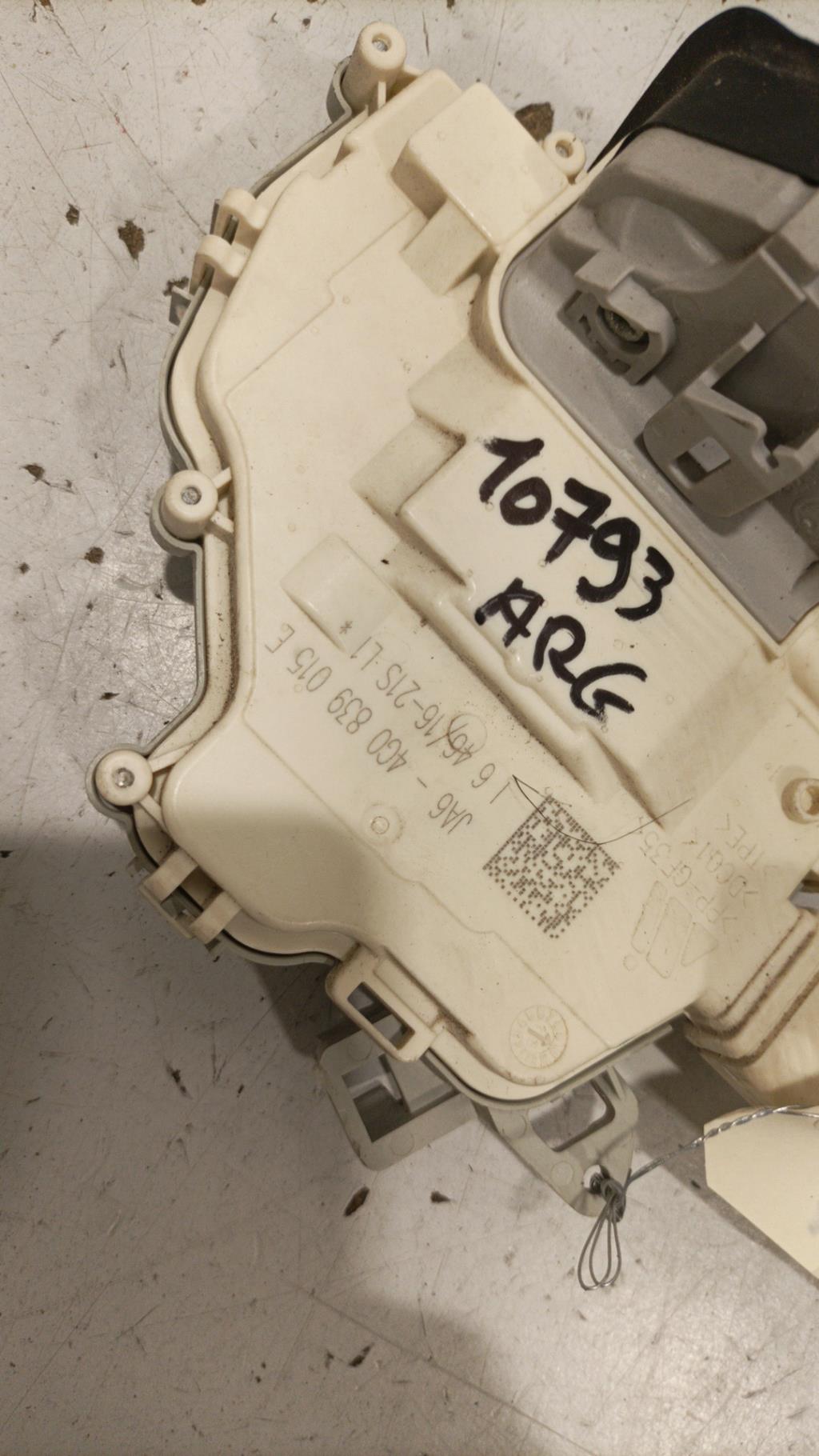 Serrure arriere gauche AUDI A3 3 SPORTBACK PHASE 2 Diesel - 1