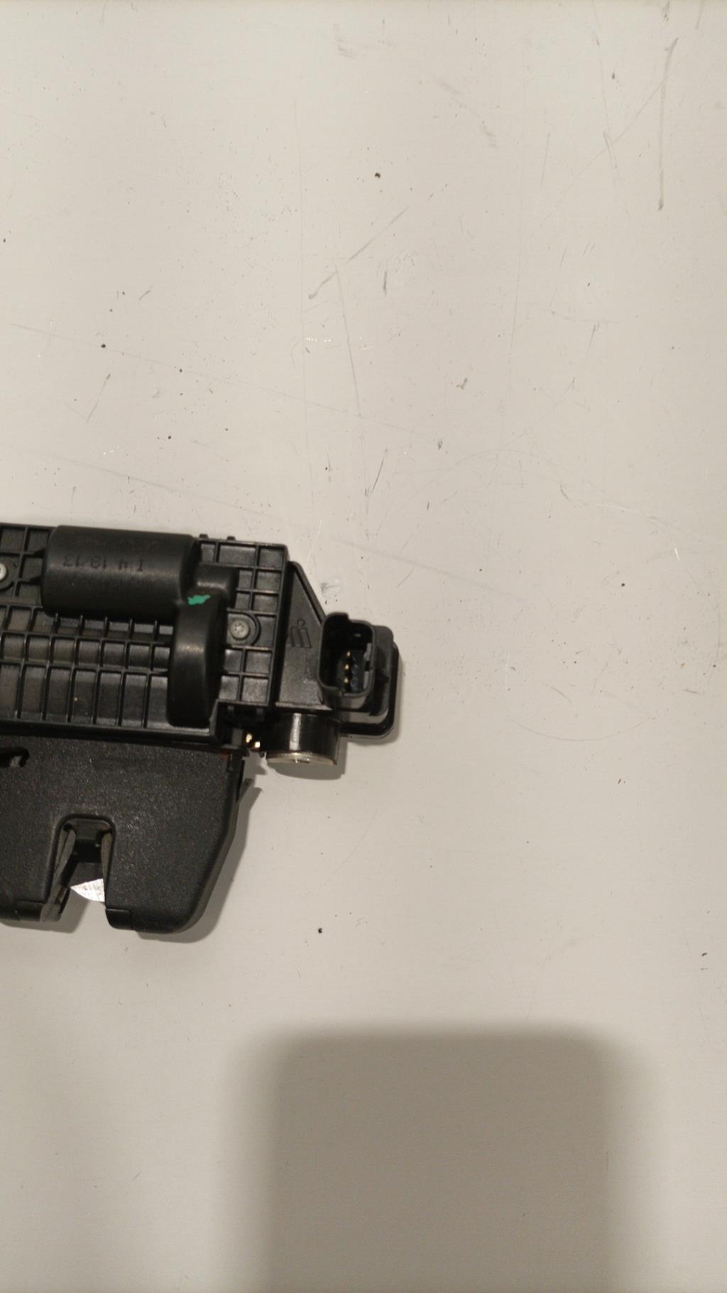 Serrure de coffre CITROEN C3 2 PHASE 2  - 1