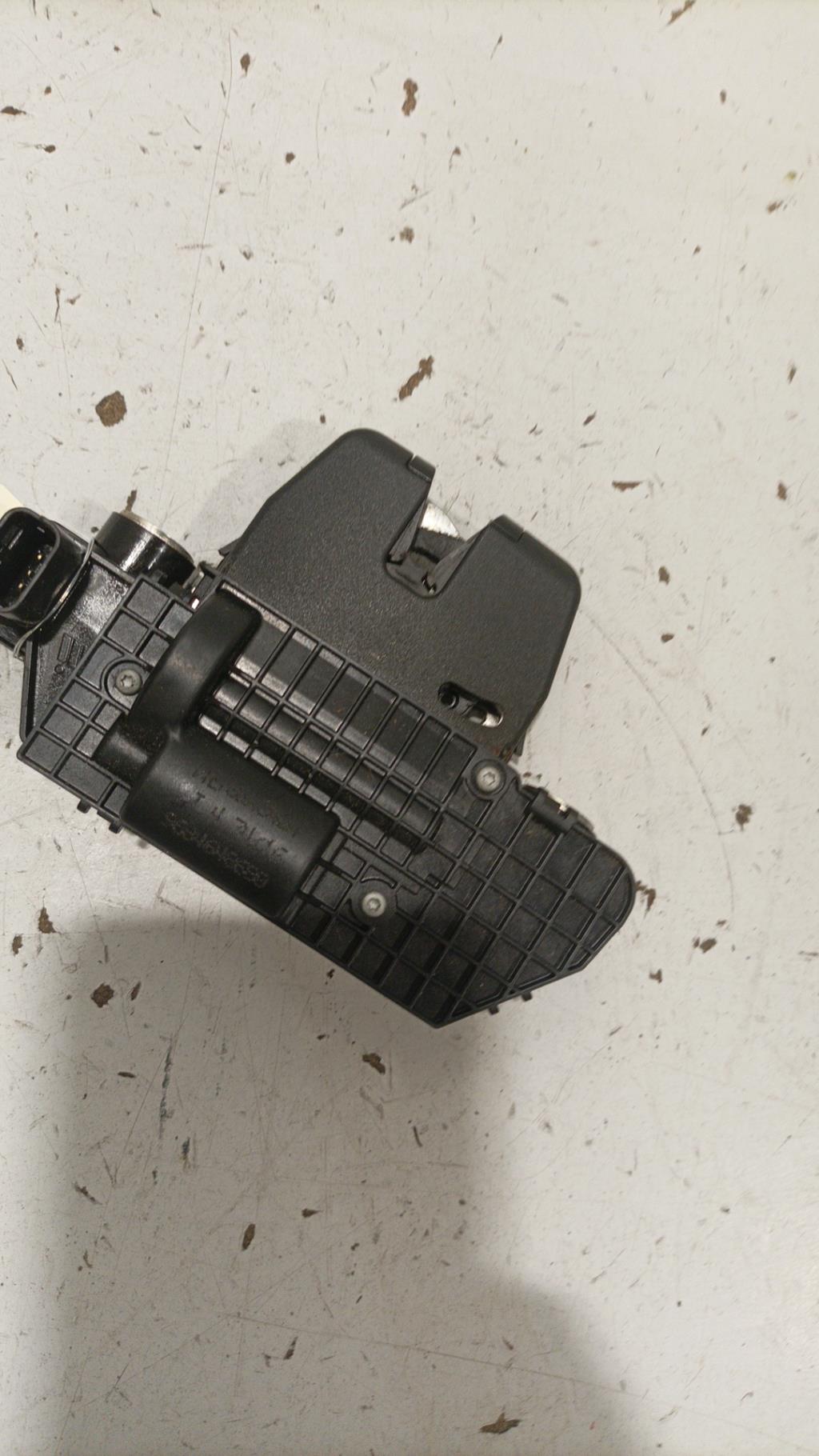 Serrure de hayon CITROEN C4 2 PHASE 2 Diesel - 1