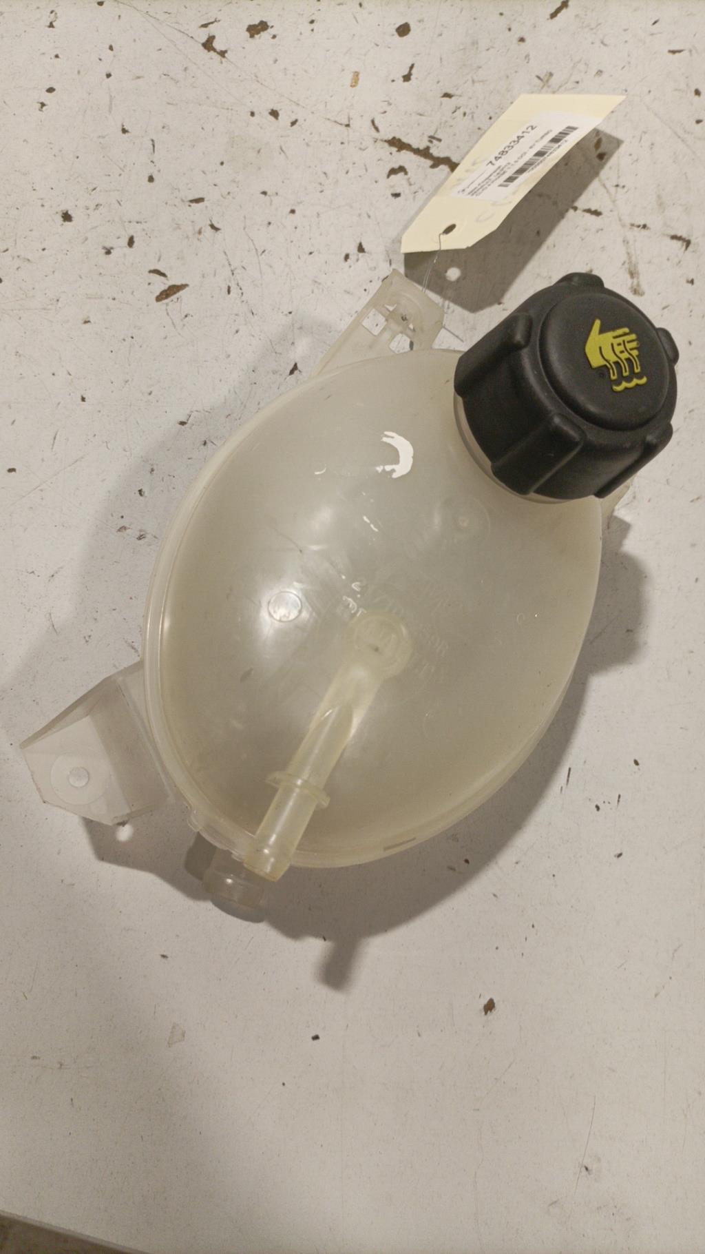 Vase d'expansion RENAULT CLIO 4 PHASE 1 Diesel - 1
