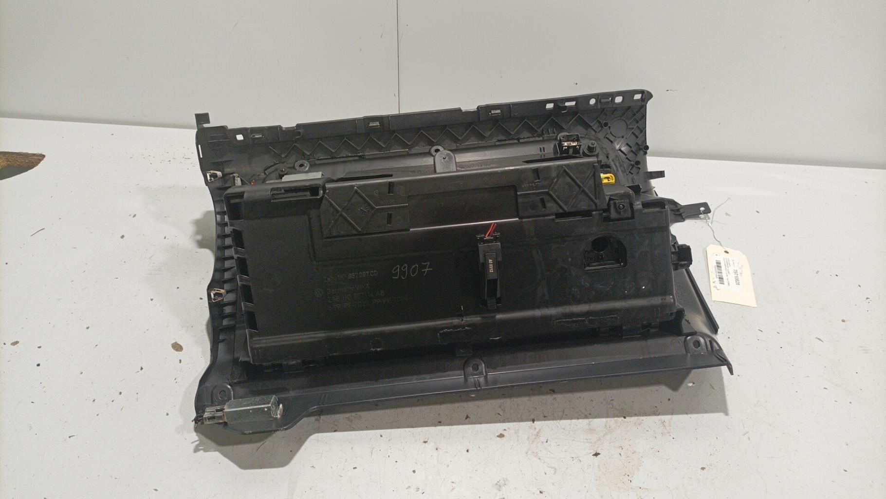 Vano portaoggetti VOLKSWAGEN GOLF 6 CABRIOLET Gasolina - 1