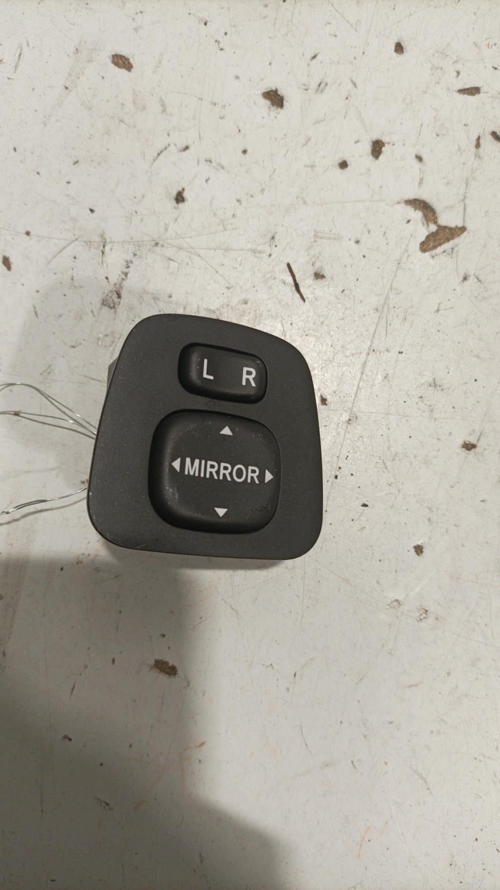 Bouton/Interrupteur CITROEN C1 2 Essence - 1