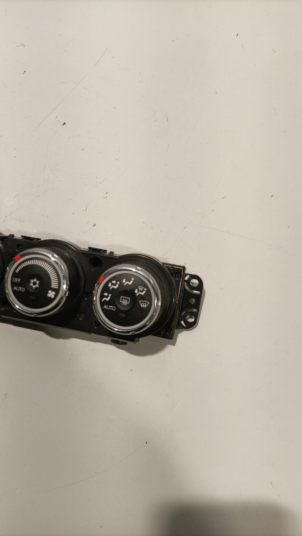 Commande chauffage PEUGEOT 4007 Diesel - 1