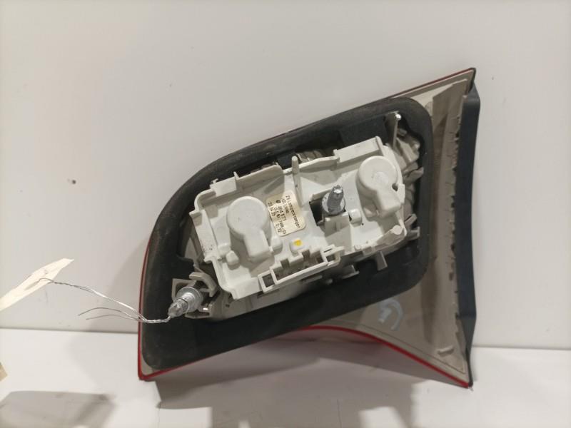 Feu arriere secondaire gauche (feux) AUDI A4 2 AVANT PHASE 2 BREAK Diesel - 1