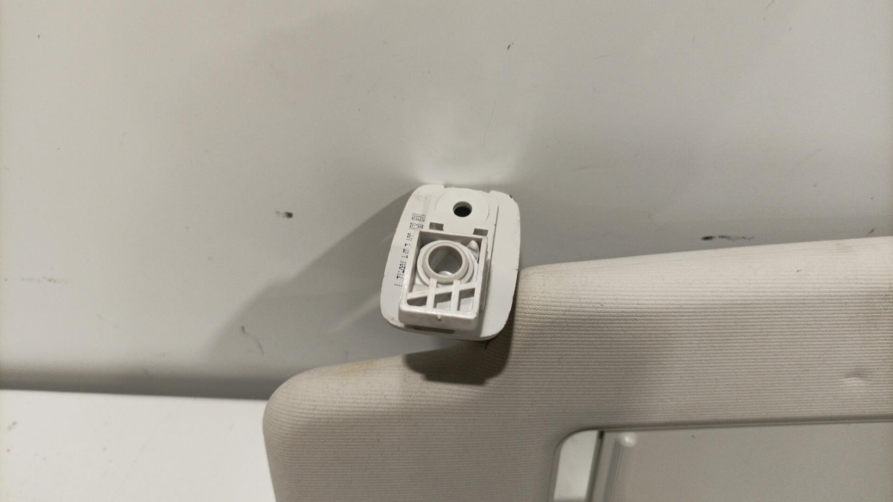 Visiera parasole sinistra VOLKSWAGEN GOLF 6 Gasolina - 1