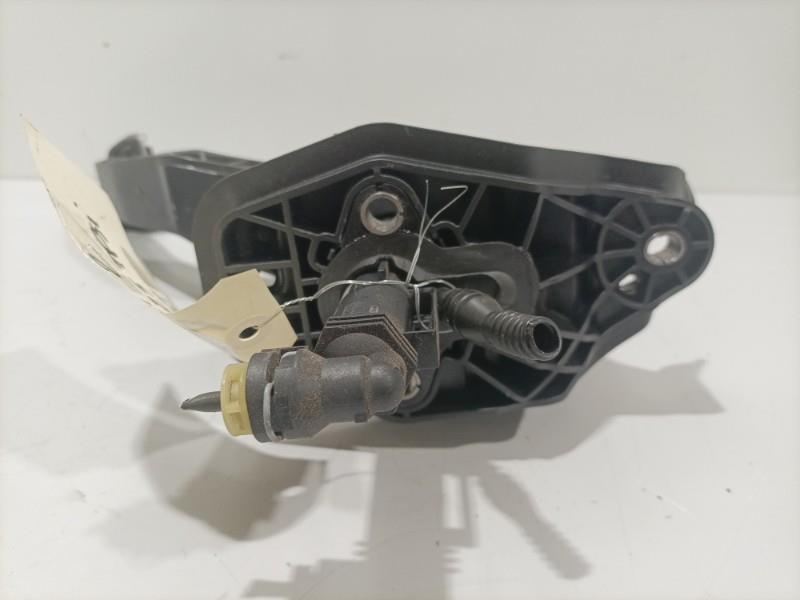 Pedale d'embrayage AUDI A1 2 SPORTBACK Essence - 1