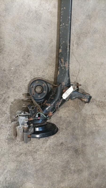 Train arriere complet TOYOTA PRIUS 3 PHASE 1 Essence/Hybride - 1