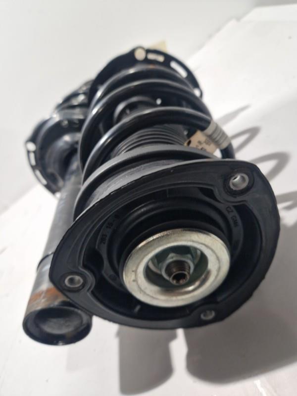 Amortisseurs avant AUDI A1 2 SPORTBACK Essence - 1