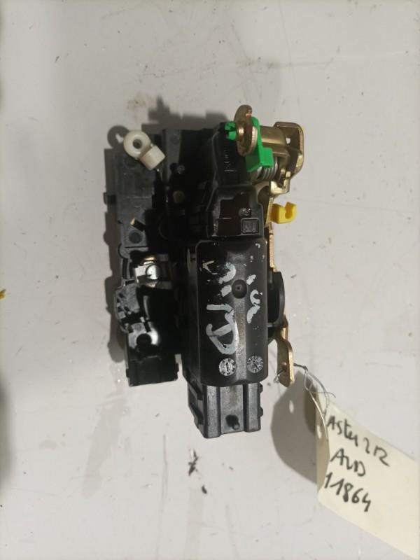 Serrure avant droit RENAULT MASTER 2 PHASE 2 Diesel - 1
