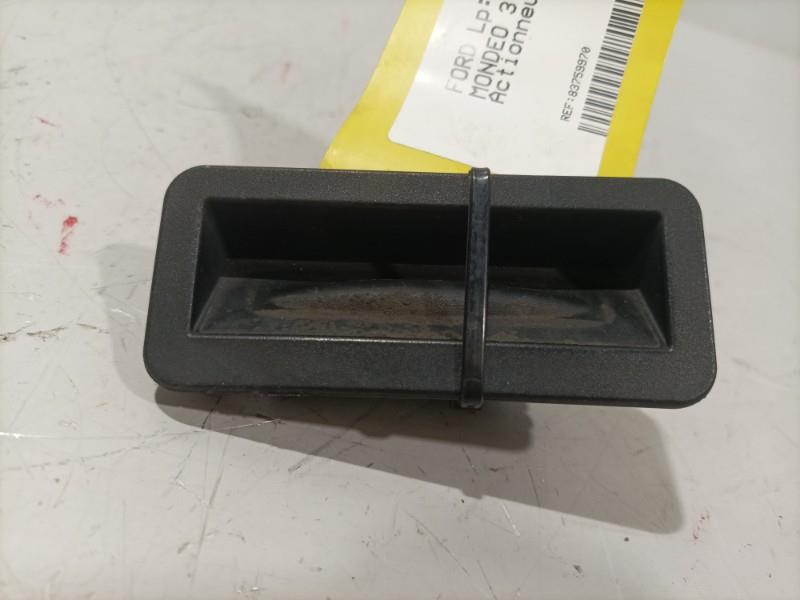 Attuatore serratura portellone posteriore FORD MONDEO 3 PHASE 1 BREAK Diésel - 1