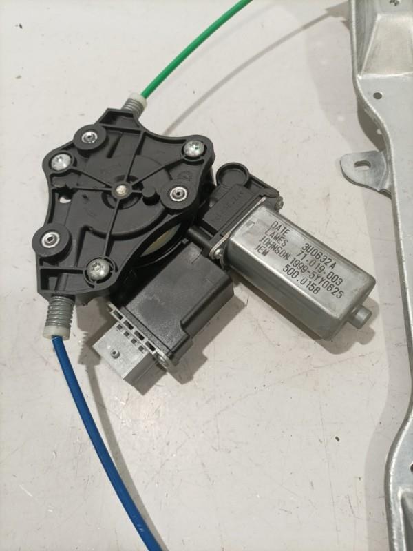 Leve vitre electrique avant droit OPEL CORSA E Essence - 1