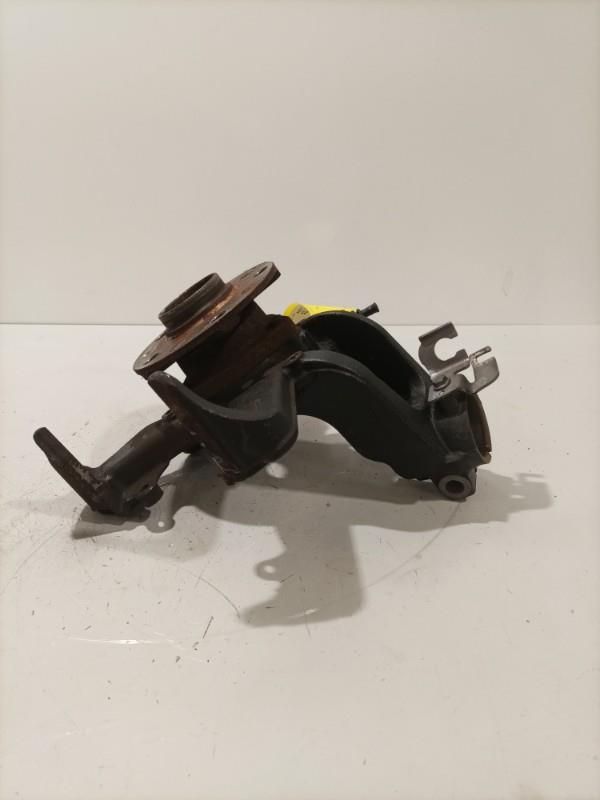Moyeu avant droit AUDI A3 2 CABRIO PHASE 2 Diesel - 1