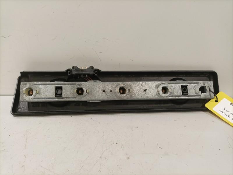 Soporte de lámpara trasera derecha MERCEDES W124  - 1