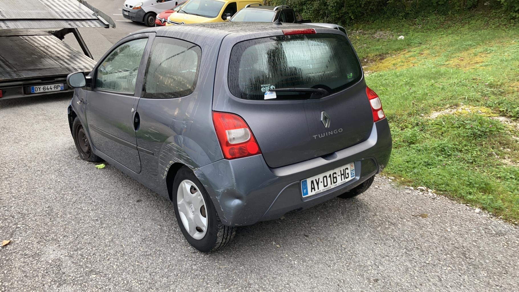 Siege avant droit RENAULT TWINGO 2 PHASE 1 Essence - 1