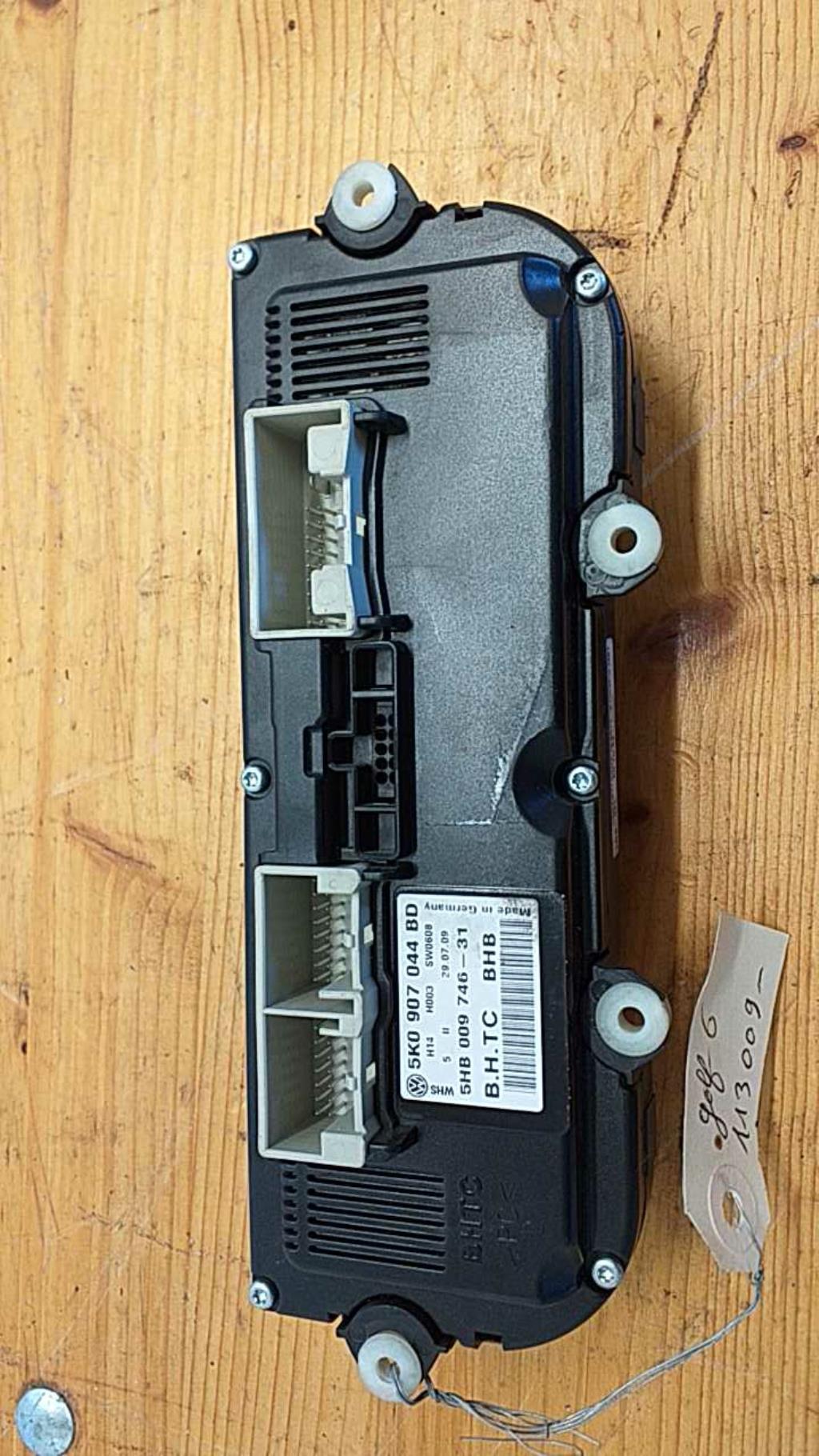 Commande chauffage VOLKSWAGEN GOLF 6 Diesel - 1
