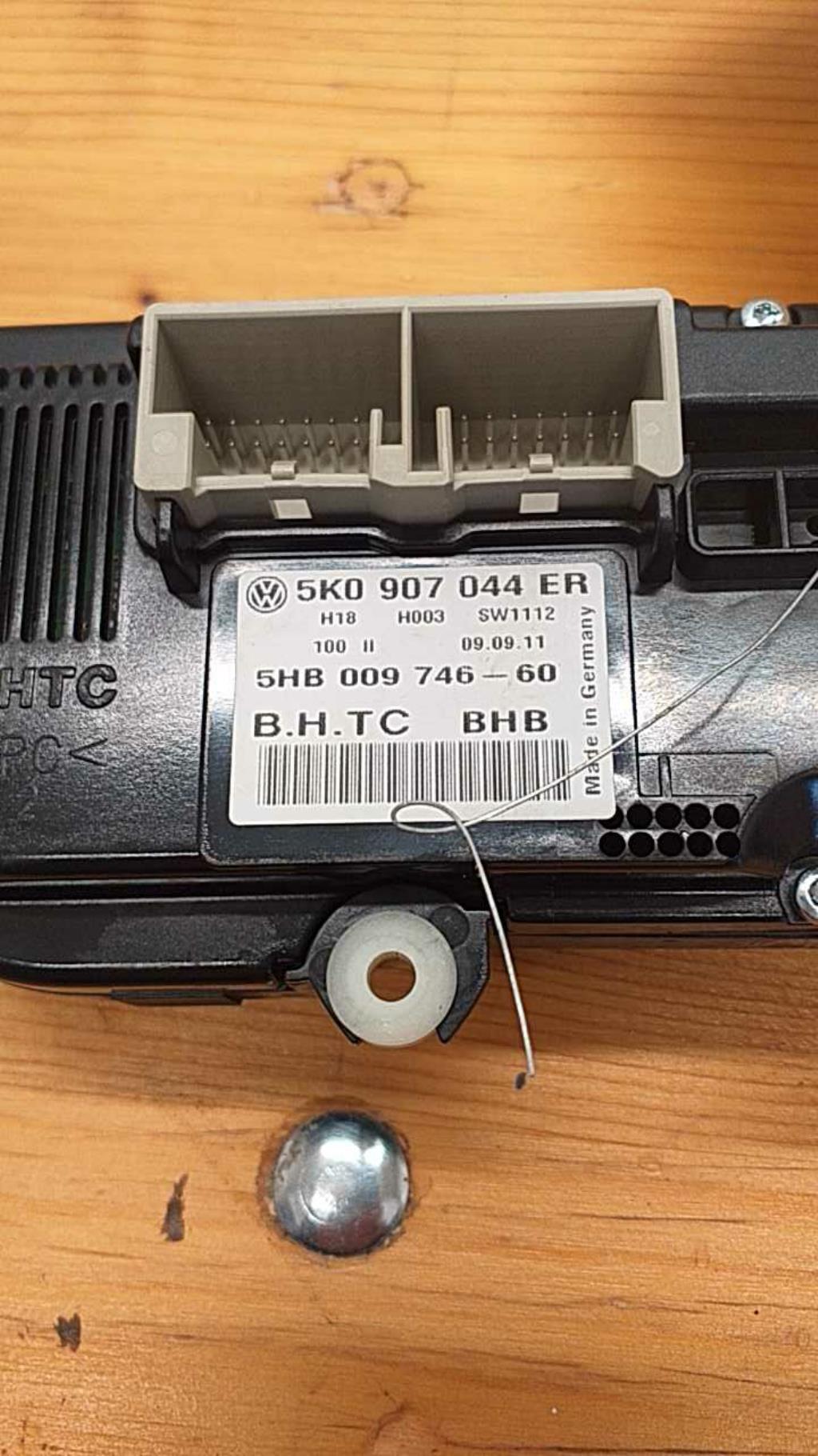 Commande chauffage VOLKSWAGEN GOLF 6 Diesel - 1