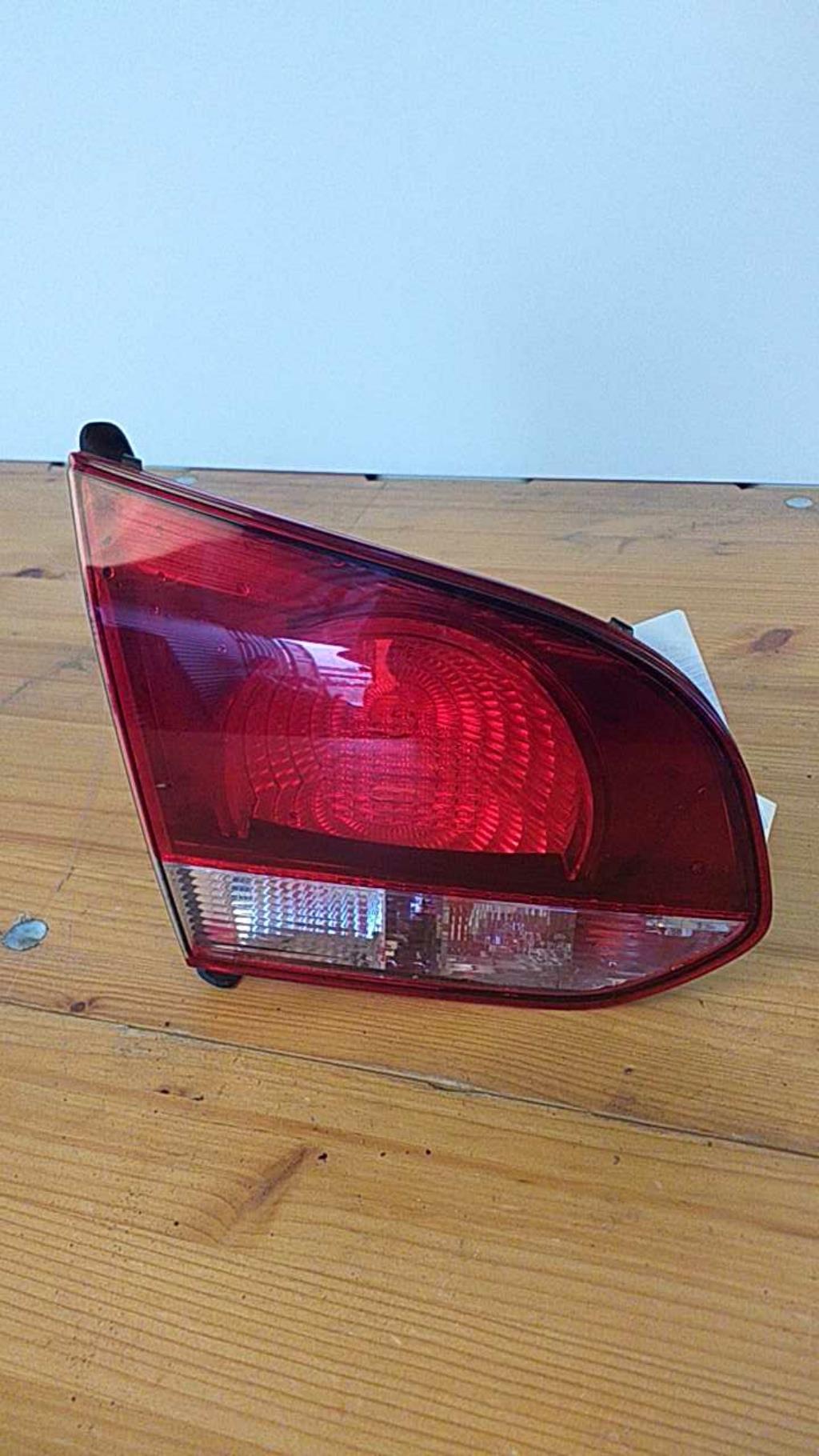 Feu arriere secondaire gauche (feux) VOLKSWAGEN GOLF 6 Diesel - 1