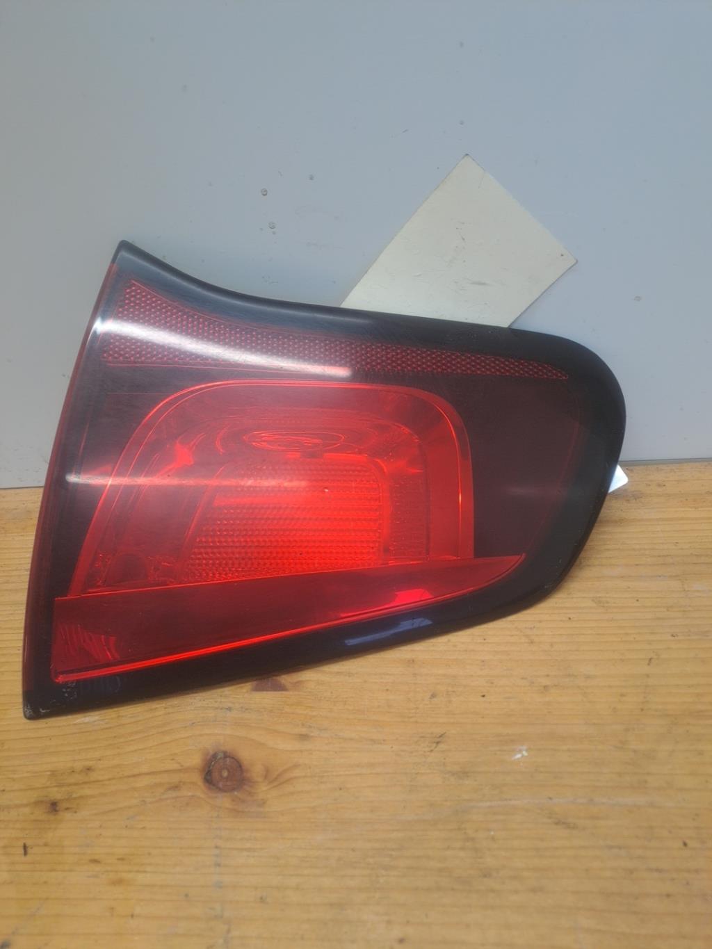 Feu arriere secondaire gauche (feux) CITROEN C3 2 PHASE 1 Diesel - 1