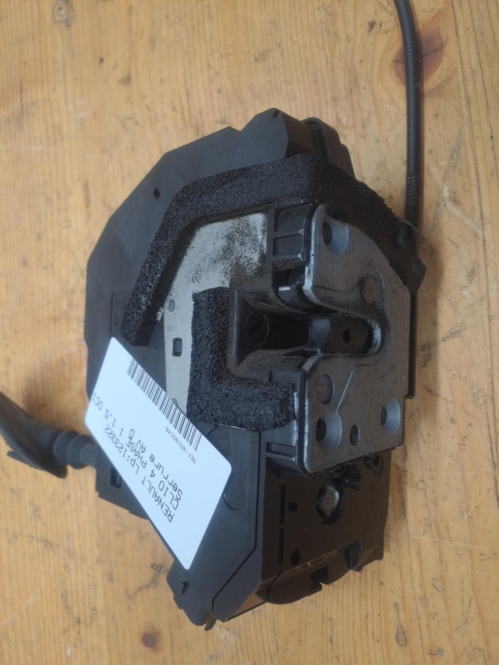 Serrure avant droit RENAULT CLIO 4 PHASE 1 Diesel - 1