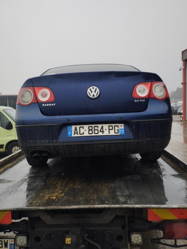 Cache sous moteur VOLKSWAGEN PASSAT 5 Diesel - 1