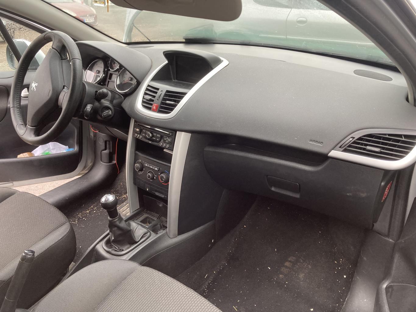Planche de bord complete PEUGEOT 207 PHASE 2 Diesel - 1