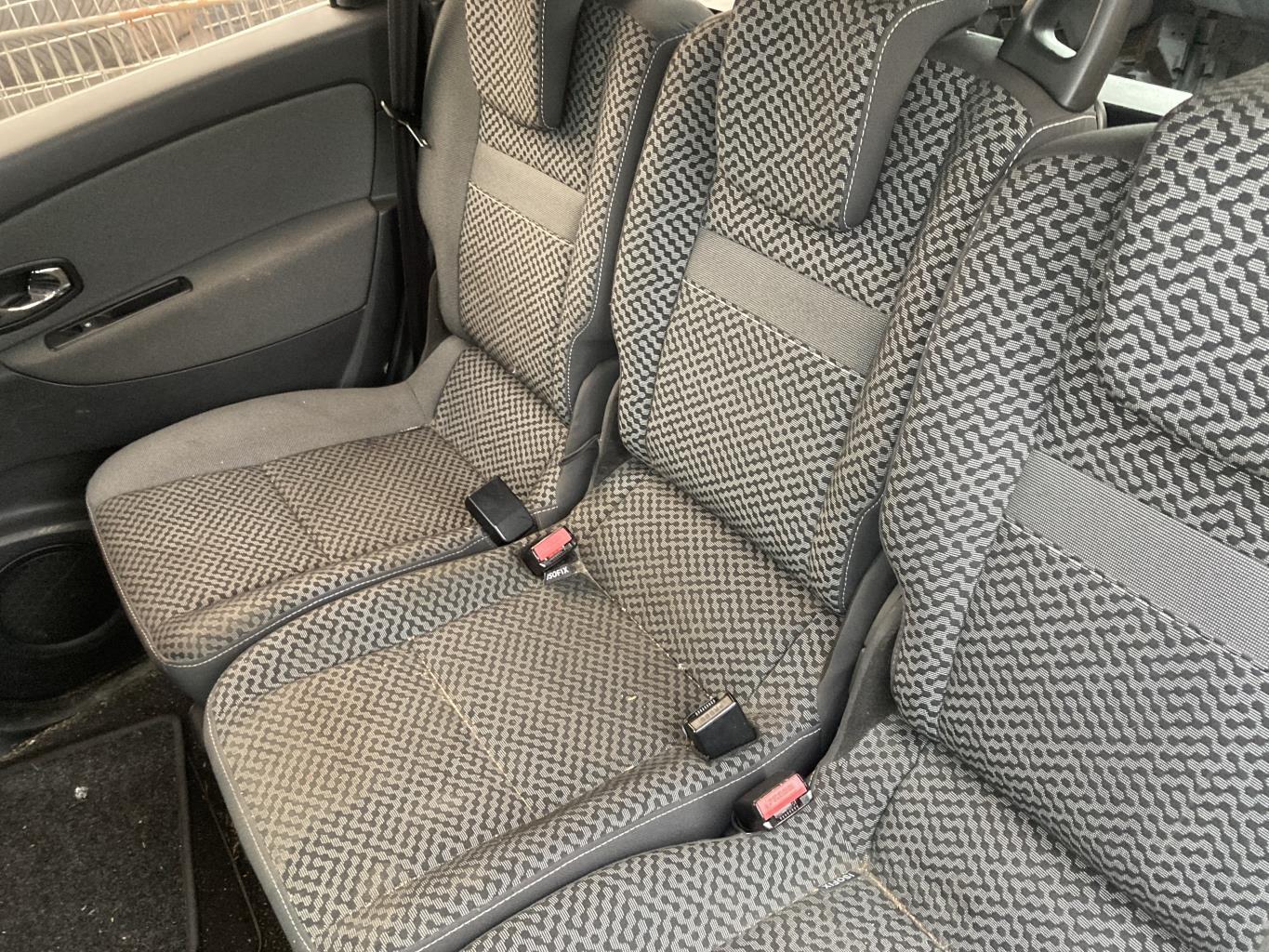 Siege arriere central RENAULT GRAND SCENIC 3 PHASE 1 Diesel - 1