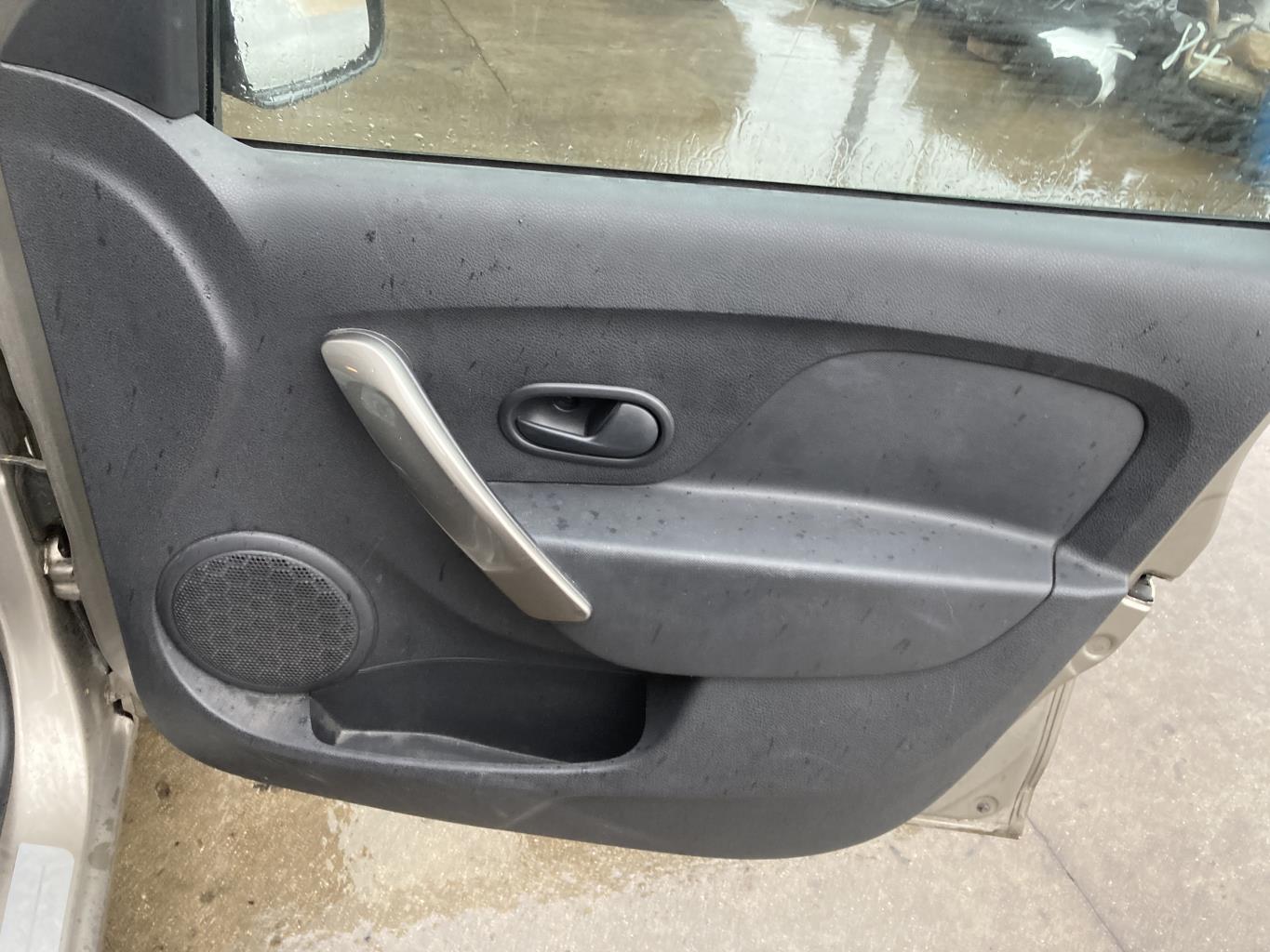 Panneau de porte avant droit DACIA LOGAN MCV 2 PHASE 1 BREAK Diesel - 1
