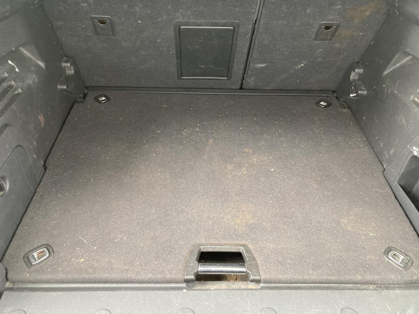Tapis de sol PEUGEOT 3008 1 PHASE 1 Diesel - 1