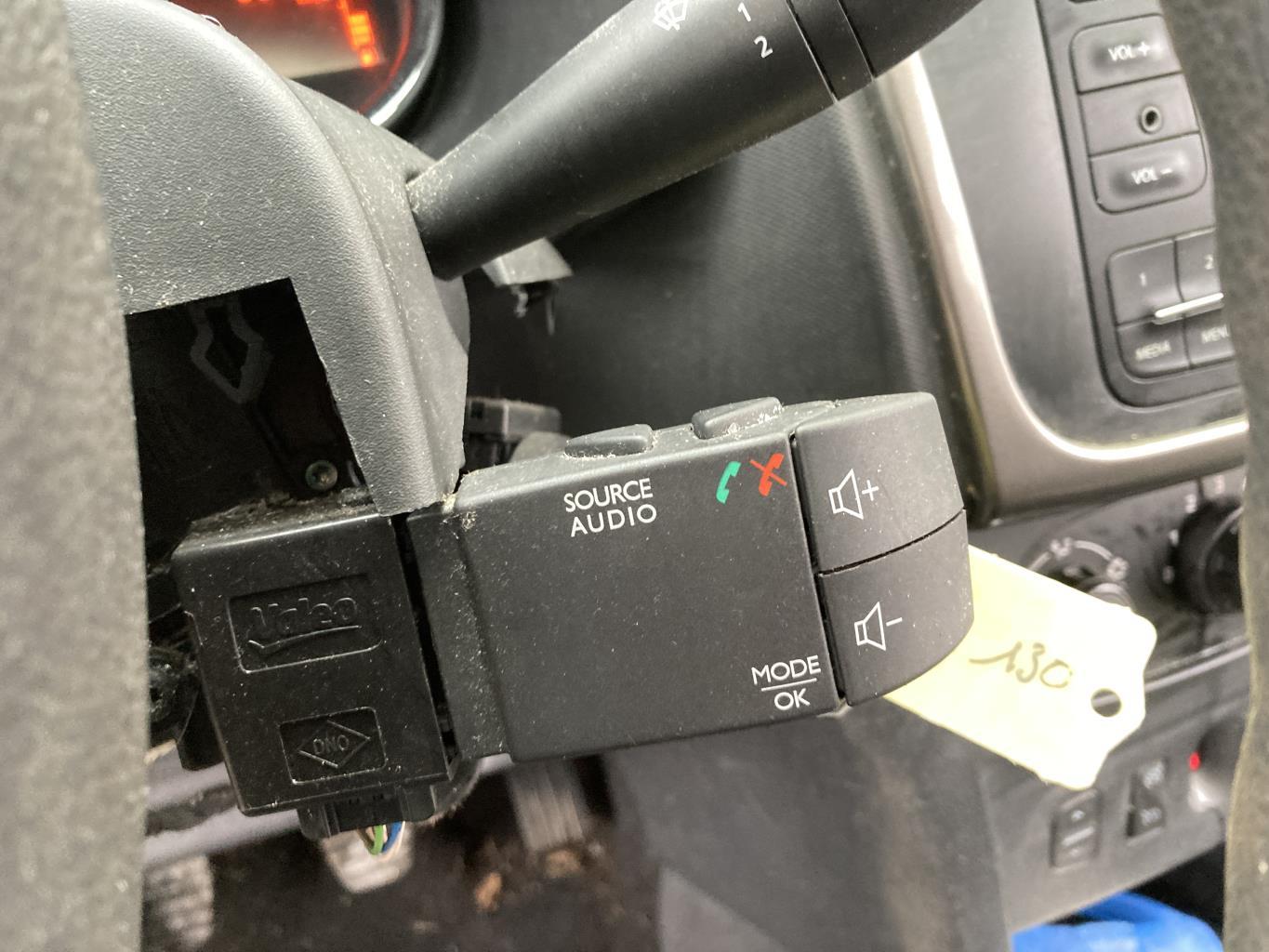Commande autoradio DACIA SANDERO 2 PHASE 1 Diesel - 1