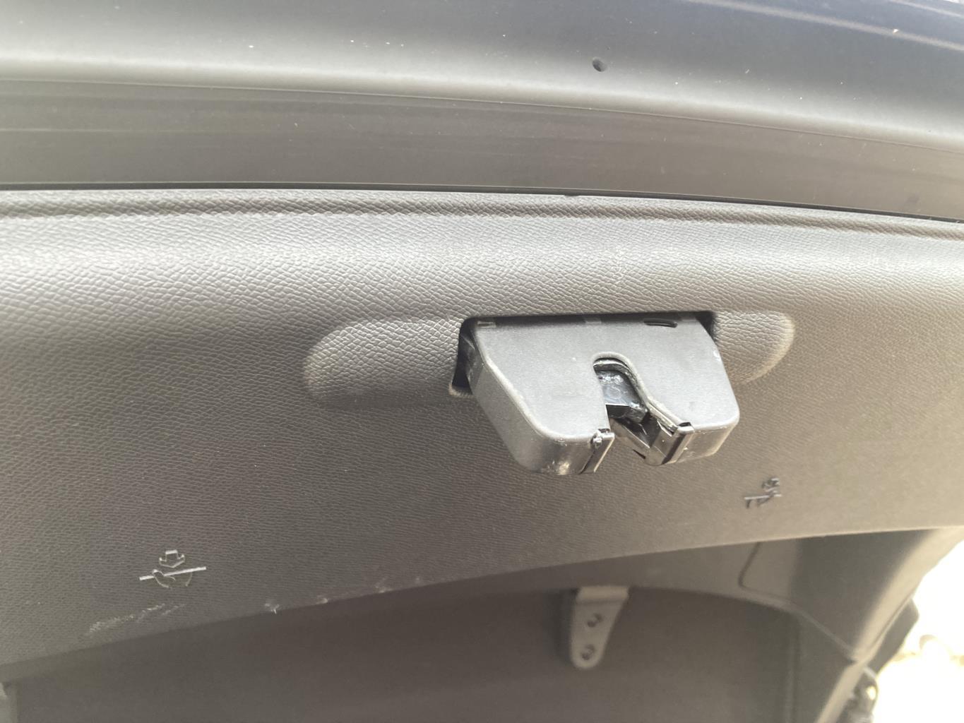 Serrure de hayon PEUGEOT 508 2 Essence/Hybride - 1