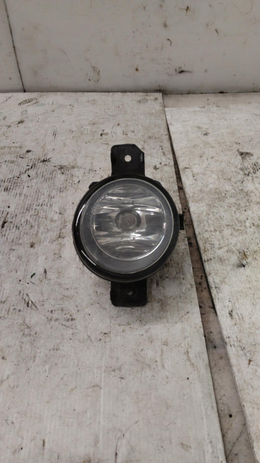 Anti brouillard gauche (feux) RENAULT CLIO 3 PHASE 2 Diesel - 1
