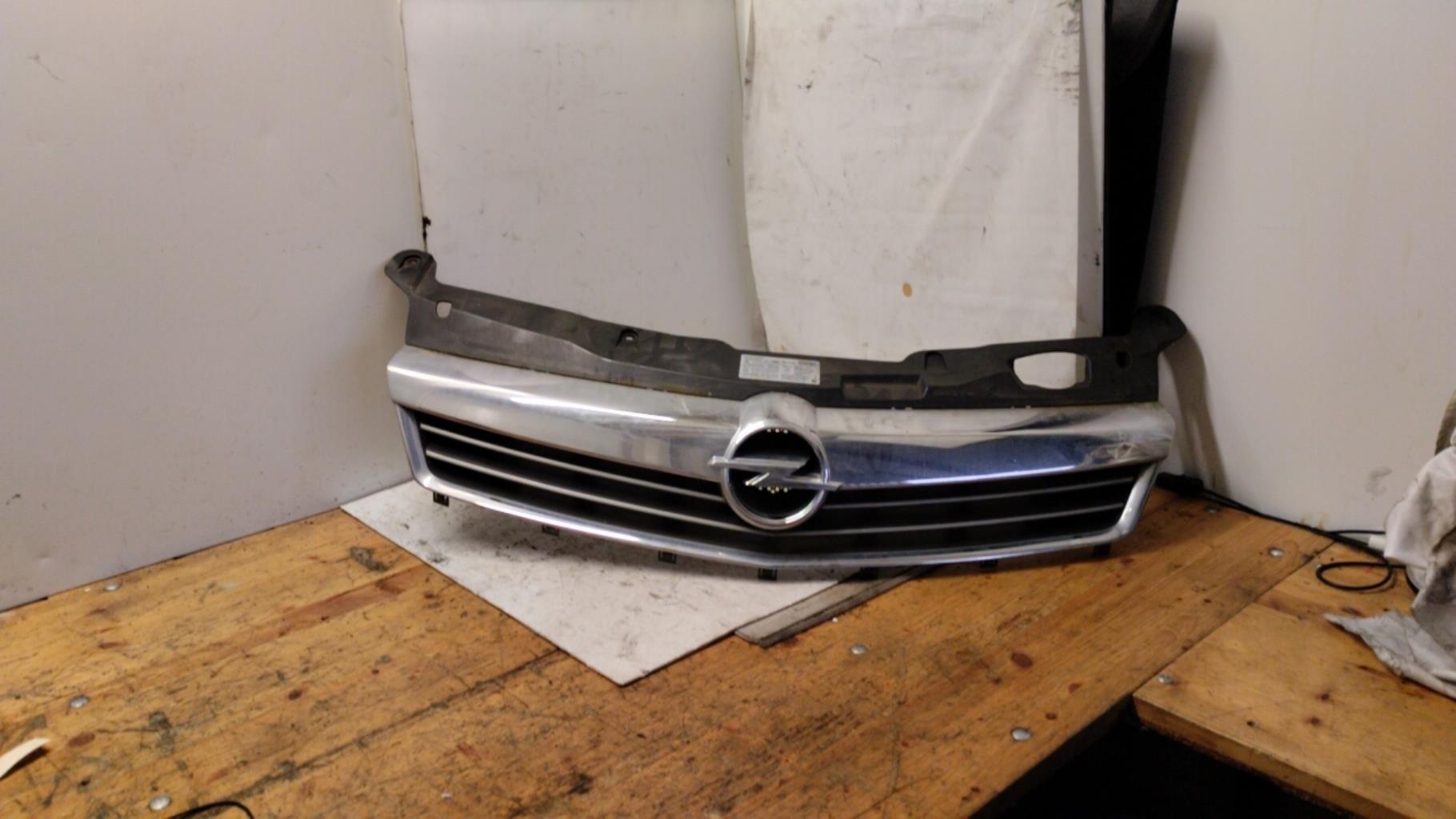 Calandre OPEL ASTRA H PHASE 2 Diesel - 1