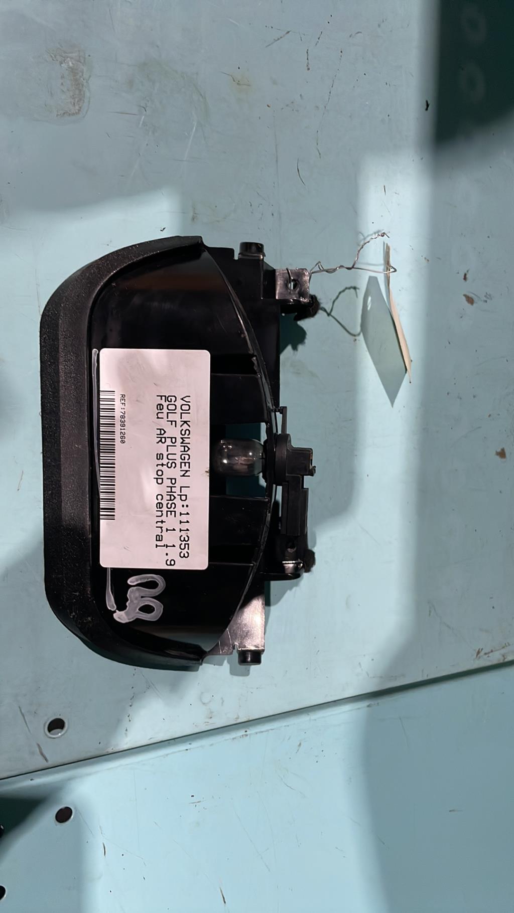 Feu arriere stop central VOLKSWAGEN GOLF PLUS PHASE 1 Diesel - 1