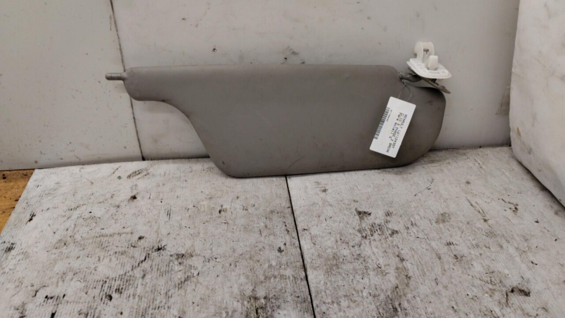 Pare soleil gauche RENAULT CLIO 3 PHASE 2 BREAK Essence - 1