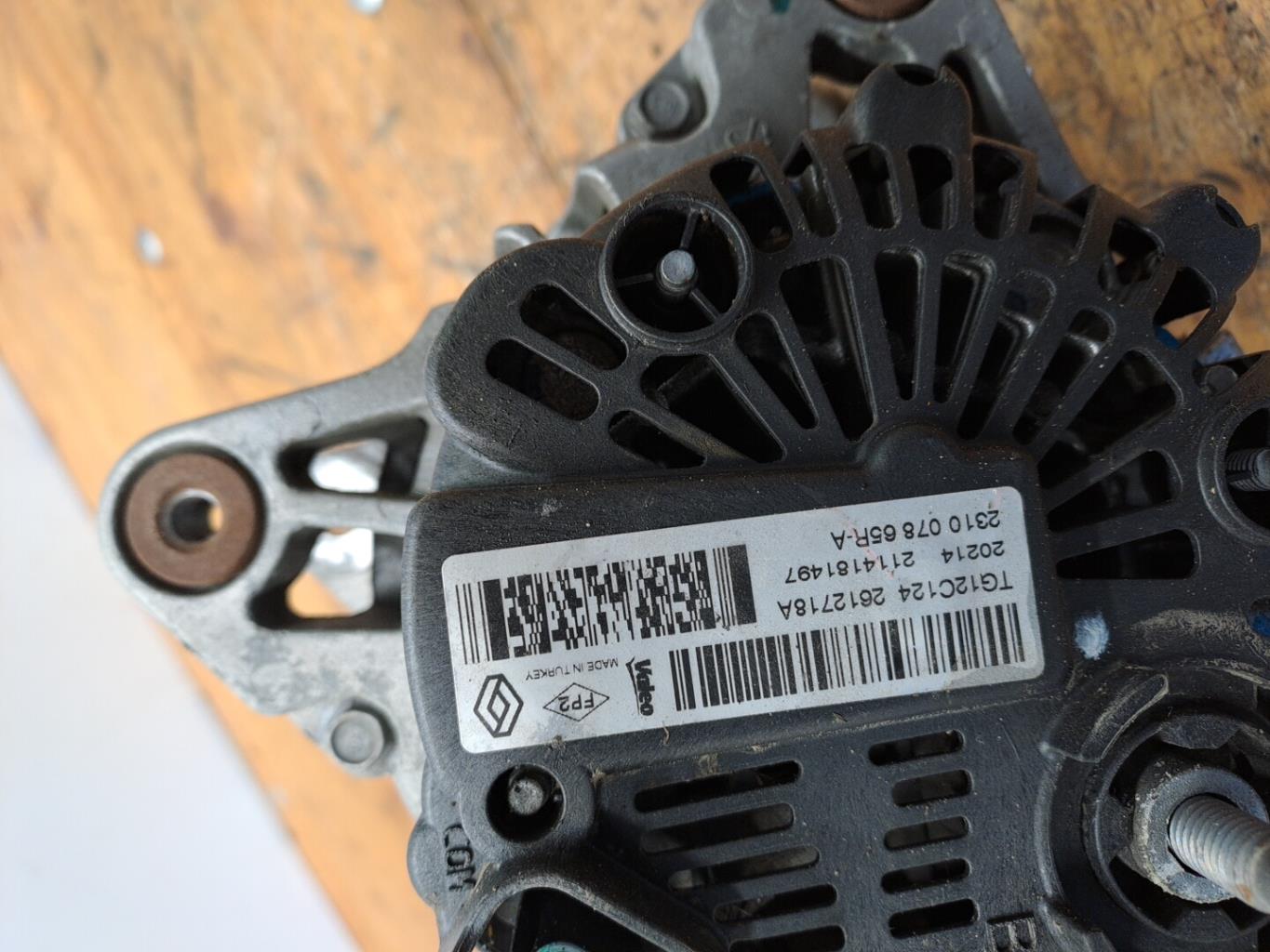 Alternateur RENAULT CLIO 4 PHASE 1 Diesel - 1