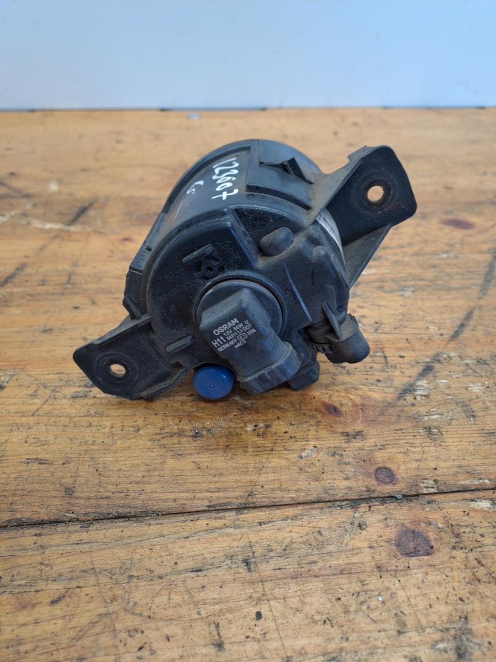 Anti brouillard gauche (feux) RENAULT CLIO 3 PHASE 1 Essence - 1
