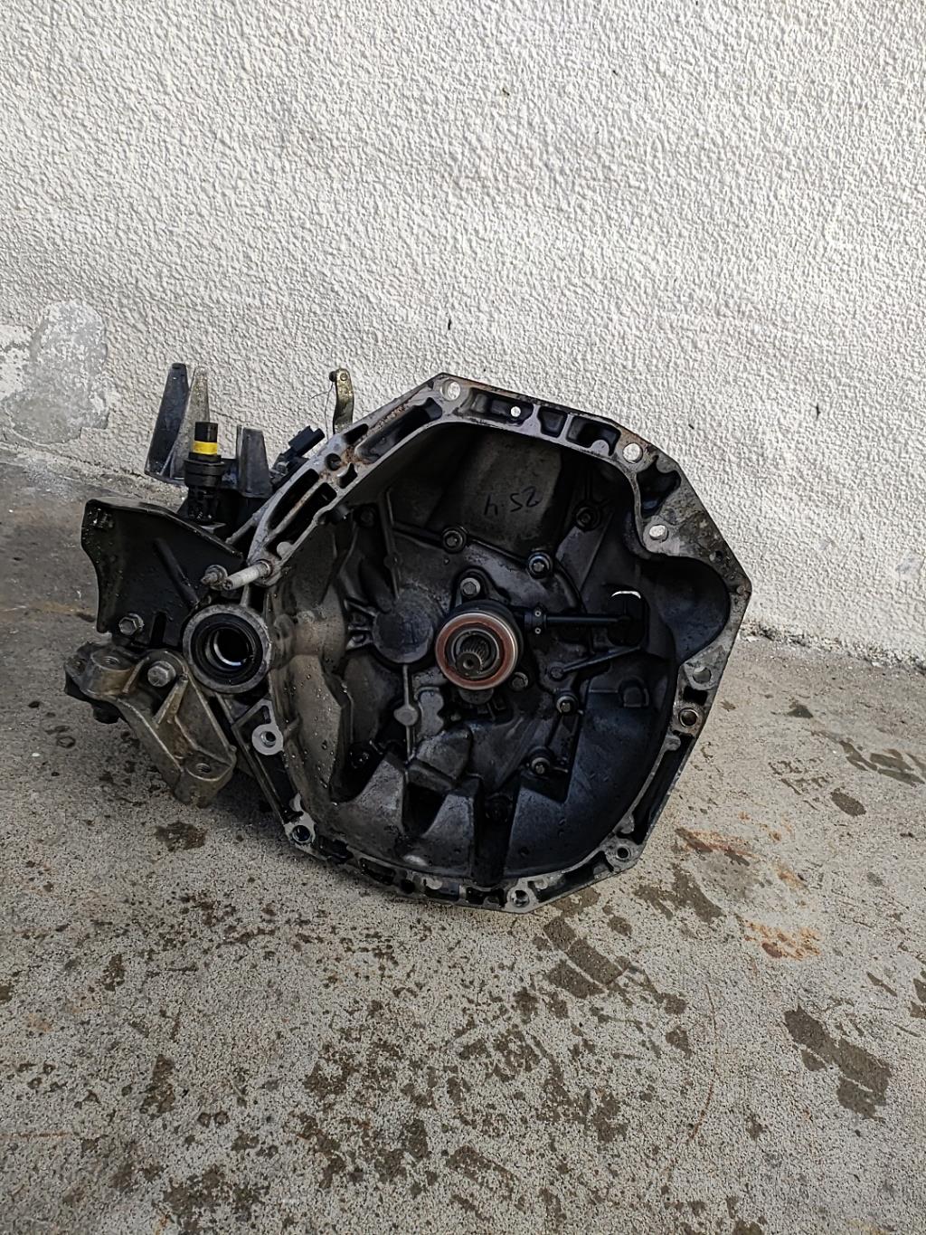 Boite de vitesses RENAULT CLIO 2 CAMPUS PHASE 2 Diesel - 1